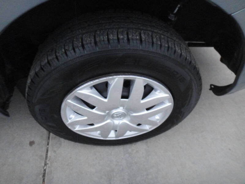 2010 Toyota Sienna LE 7-Passenger