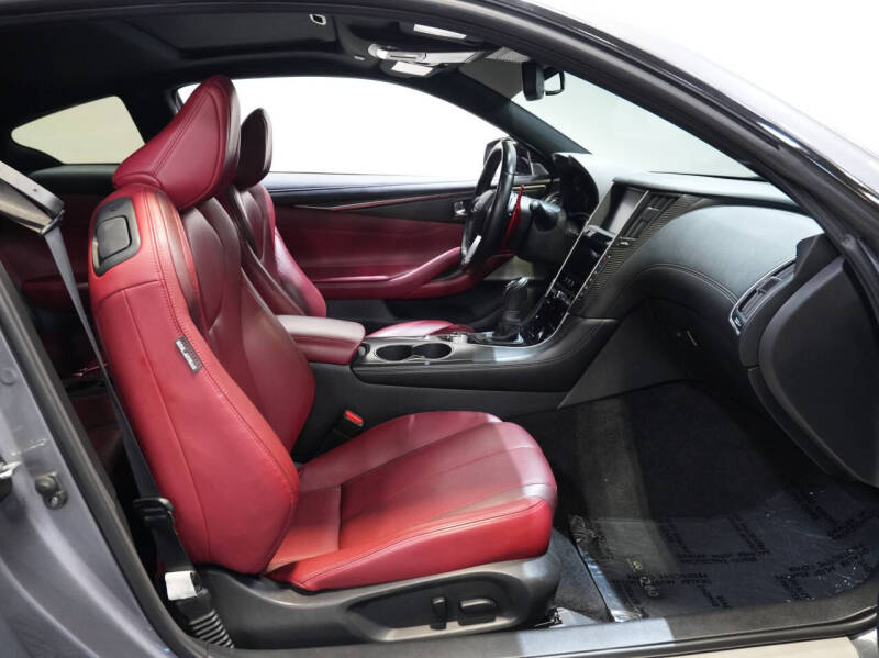 2019 Infiniti Q60 Red Sport 400