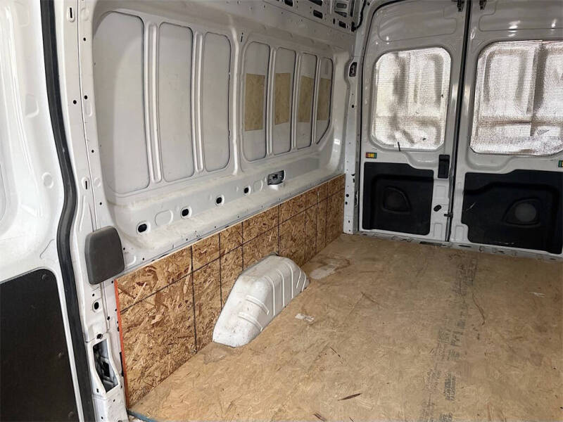 2022 Ford Transit 250