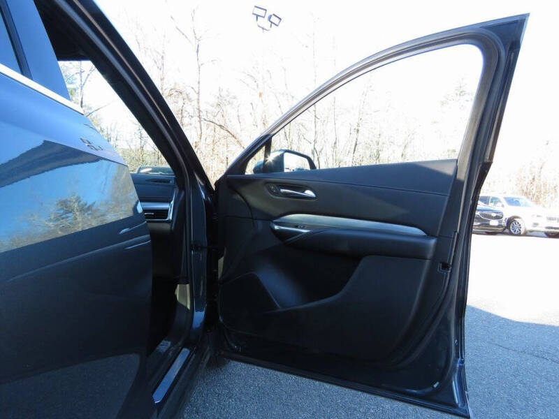 2019 Cadillac XT4 Premium Luxury