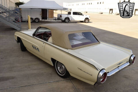 1963 Ford Thunderbird