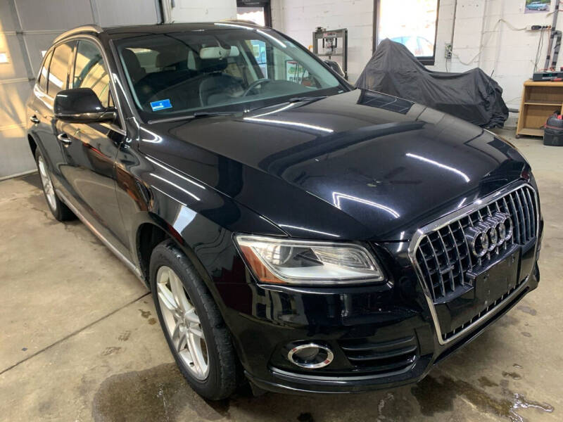 2015 Audi Q5 for sale at QUINN'S AUTOMOTIVE in Leominster MA