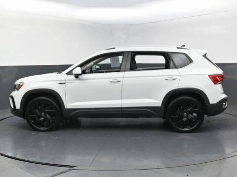 2024 Volkswagen Taos SE 4Motion