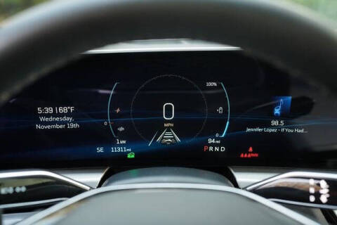 2024 Cadillac LYRIQ Luxury 1