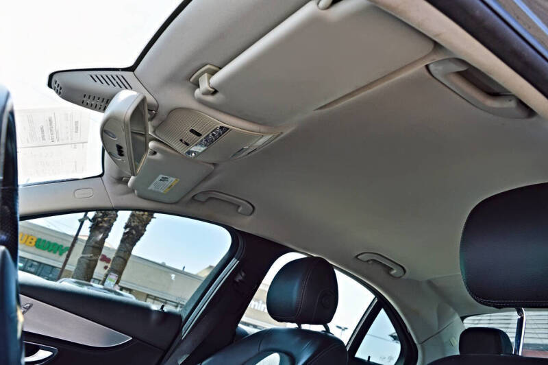 2016 Mercedes-Benz C-Class C 300