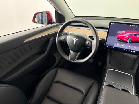 2025 Tesla Model Y Long Range