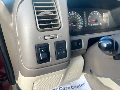 2000 Mitsubishi Montero Sport LS