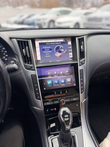 2017 Infiniti Q60 3.0T Premium