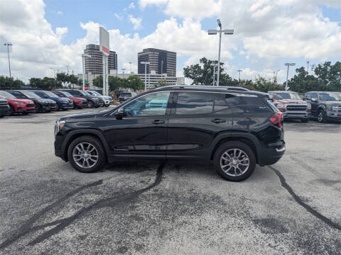 2023 GMC Terrain SLT