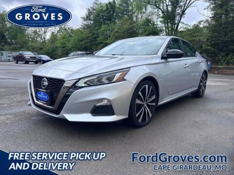 2019 Nissan Altima for sale at Ford Groves in Cape Girardeau MO