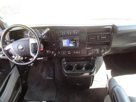 2017 Chevrolet Express 2500