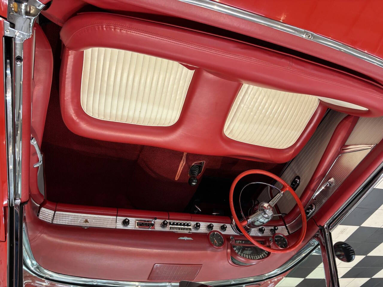 1955 Ford Thunderbird 36