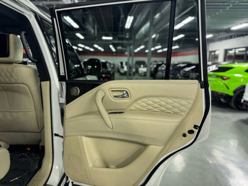 2023 Infiniti QX80 Sensory