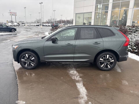 2026 Volvo XC60 B5 Plus