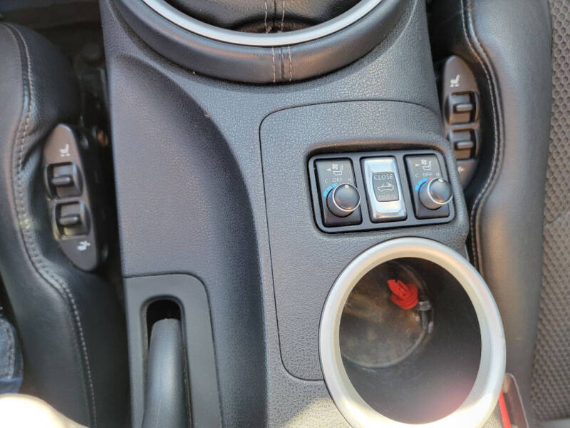 2010 Nissan 370Z Roadster Touring