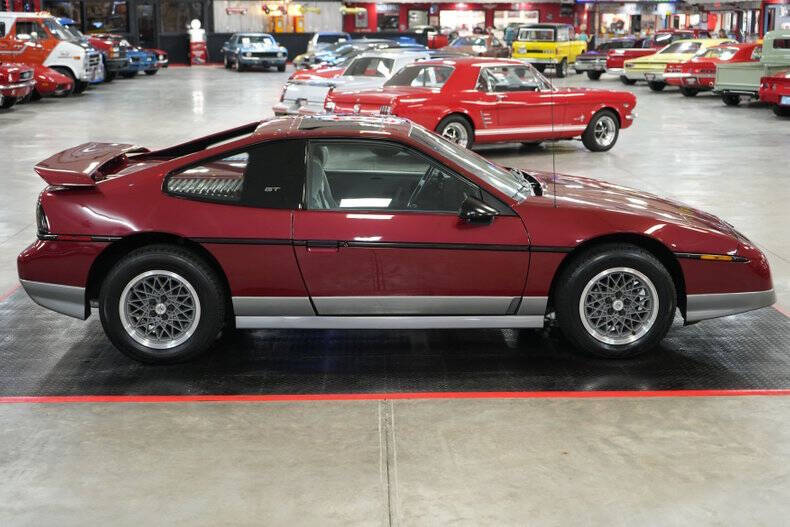 1987 Pontiac Fiero GT