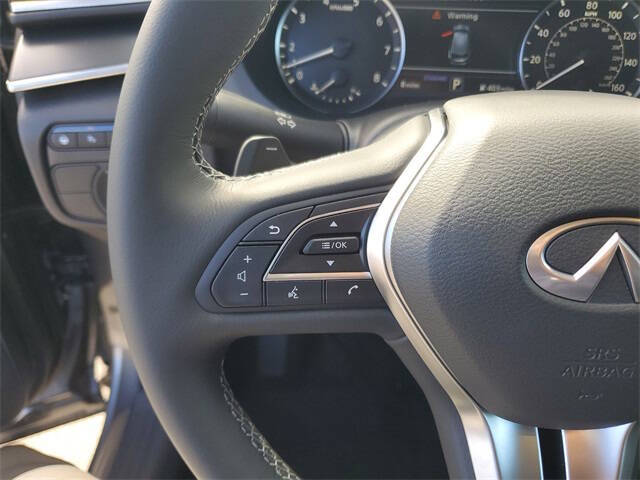 2025 Infiniti QX50 Luxe