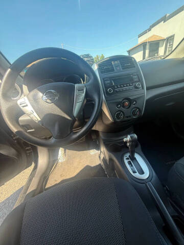 2016 Nissan Versa 1.6 S