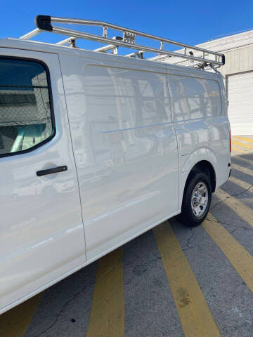 2016 Nissan NV 2500 HD SV