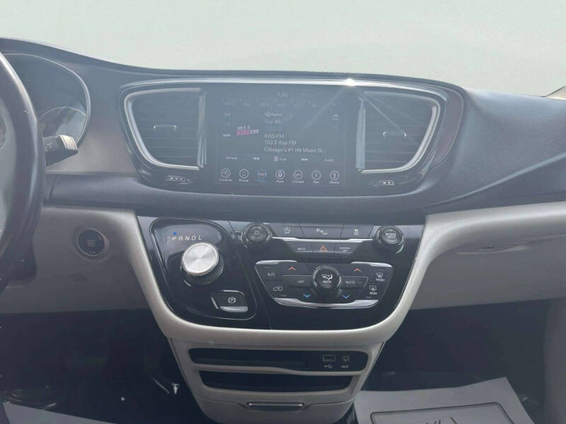 2018 Chrysler Pacifica Touring L
