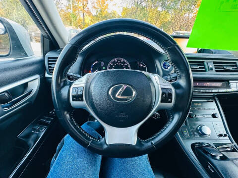 2011 Lexus CT 200h Premium