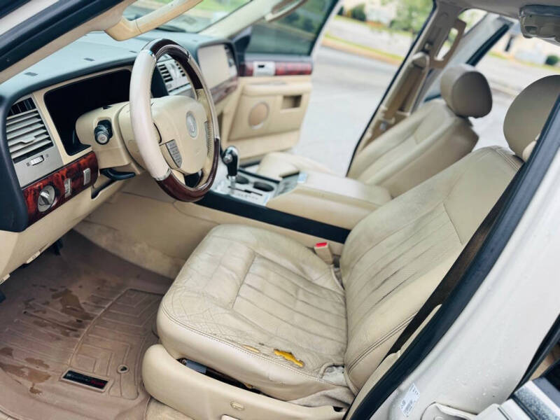 2006 Lincoln Navigator Luxury