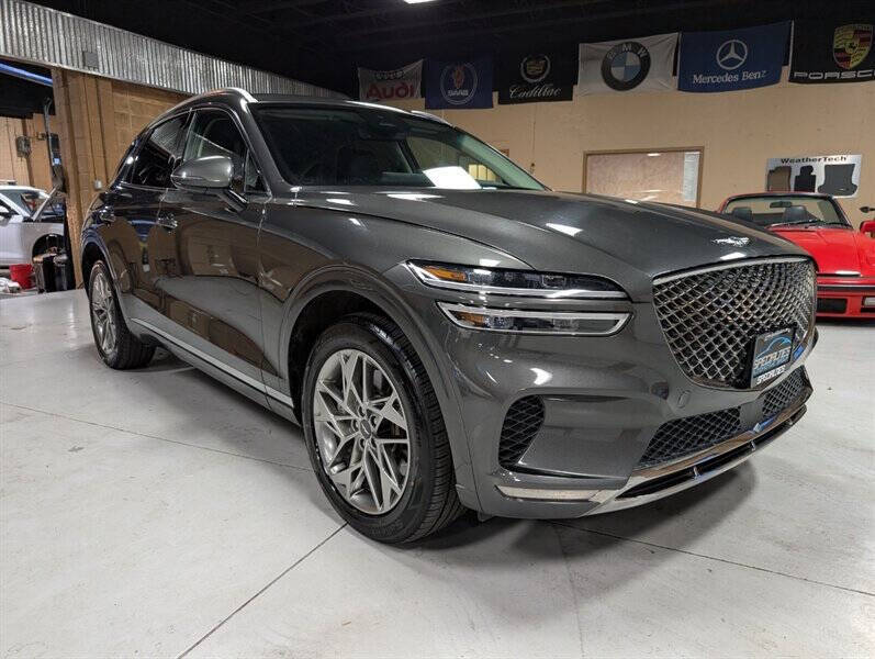 2025 Genesis GV70 2.5T Standard