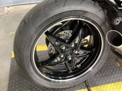 2022 Kawasaki Ninja H2 SX SE ABS