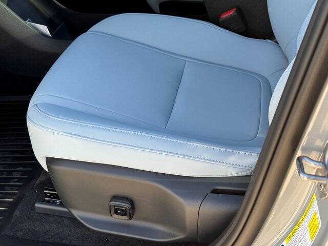 2025 Volvo EX30 Twin Ultra