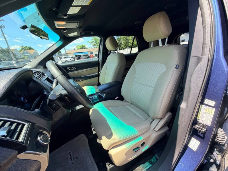 2016 Ford Explorer