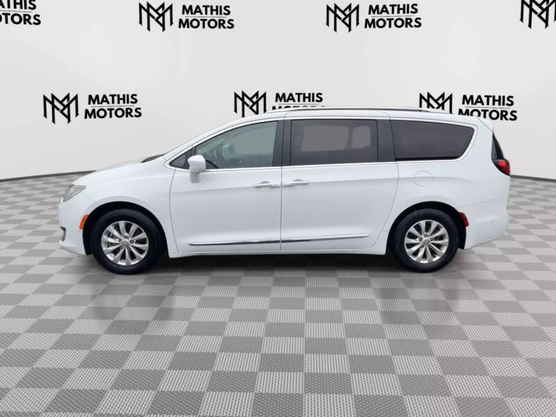 2018 Chrysler Pacifica Touring L Plus