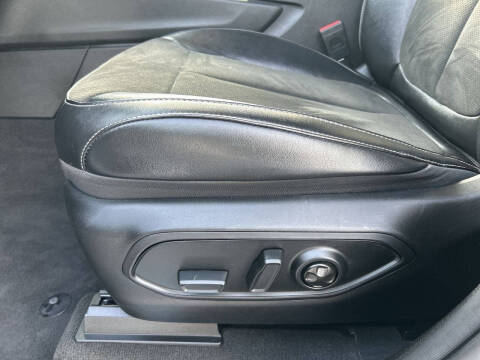 2022 Jeep Grand Cherokee L Altitude