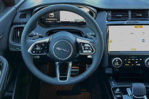 2024 Jaguar E-PACE P250 R-Dynamic SE