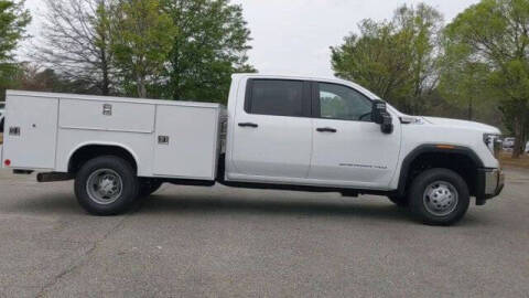 2024 GMC Sierra 3500HD CC Pro