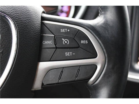 2015 Dodge Challenger SXT Plus