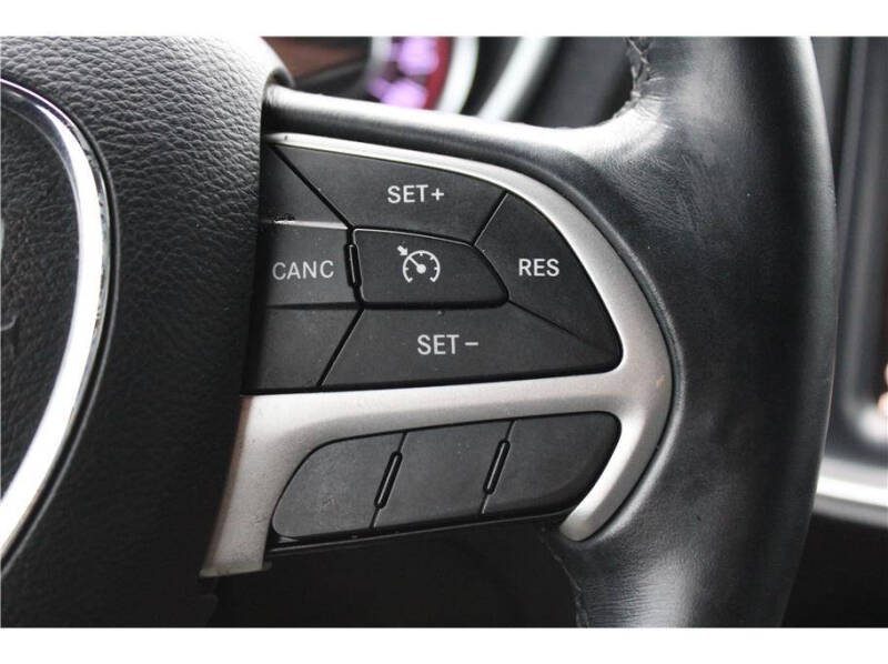 2015 Dodge Challenger SXT Plus