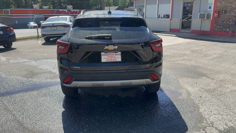 2025 Chevrolet Trax LT