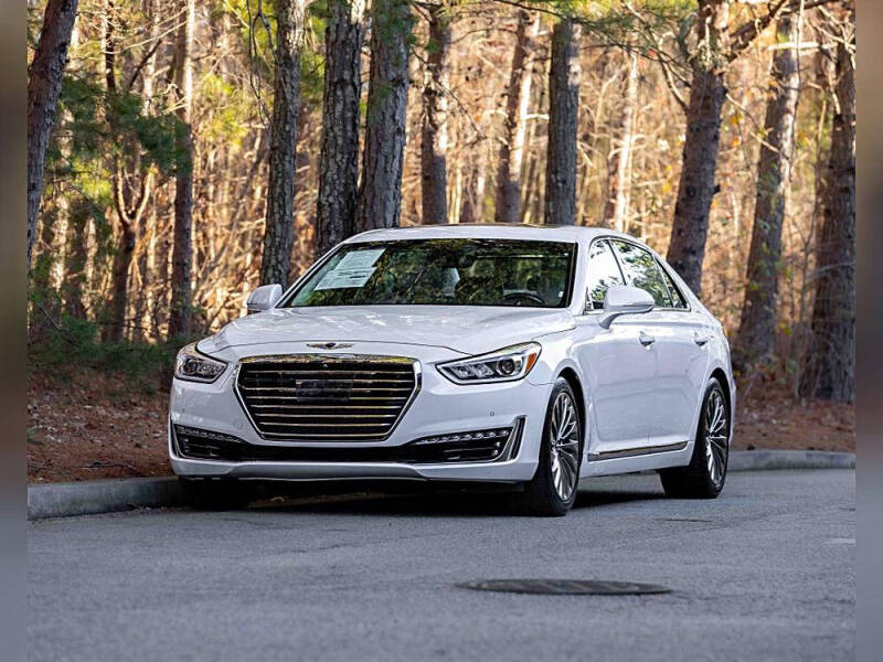 2017 Genesis G90