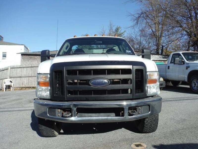 2008 Ford F-350 Super Duty for sale at TruckMax in Laurel MD