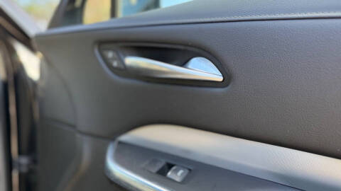 2021 Cadillac XT4 Premium Luxury