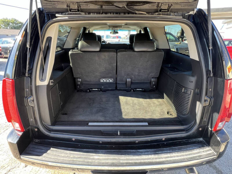 2011 Cadillac Escalade ESV Luxury