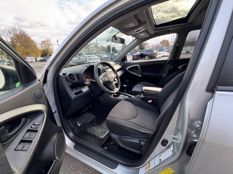 2009 Toyota RAV4 Sport