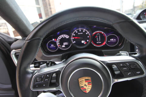 2017 Porsche Panamera Turbo