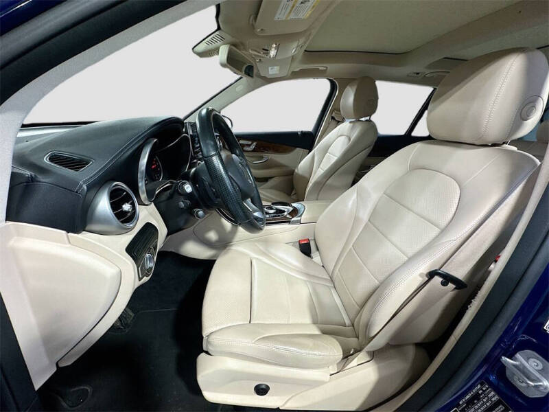 2017 Mercedes-Benz GLC GLC 300