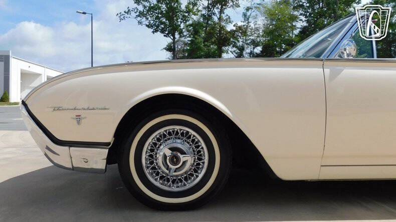 1962 Ford Thunderbird
