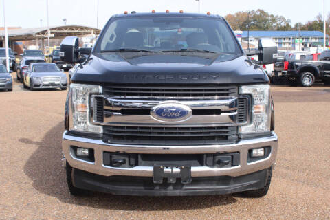 2017 Ford F-350 Super Duty XLT