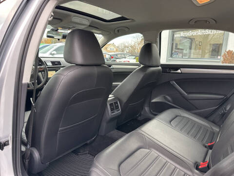 2015 Volkswagen Passat 1.8T SE