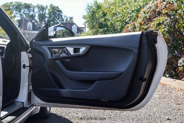 2017 Jaguar F-TYPE Premium