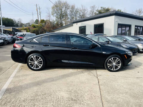 2019 Buick Regal Sportback Essence