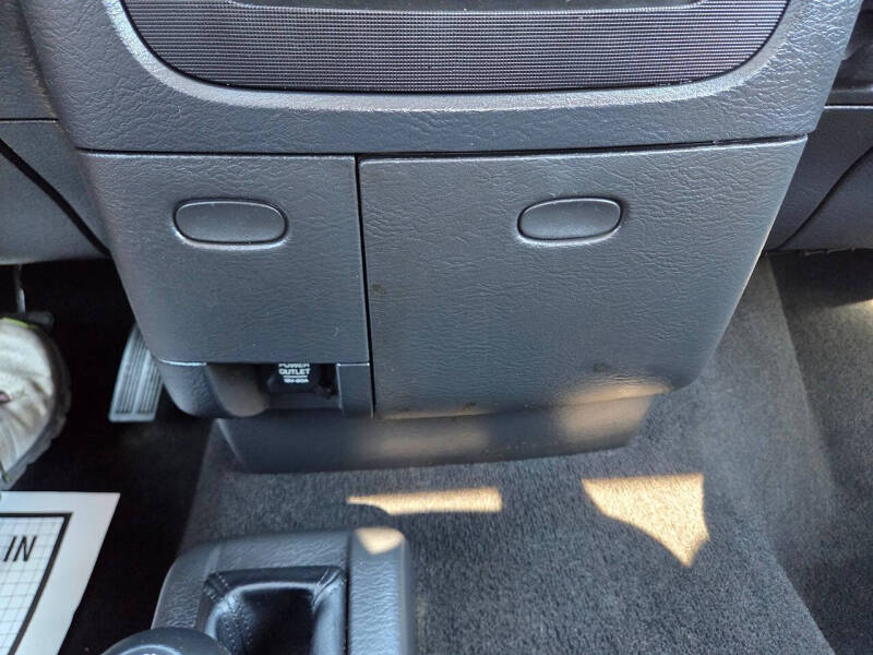 2005 Dodge Ram 1500 SLT